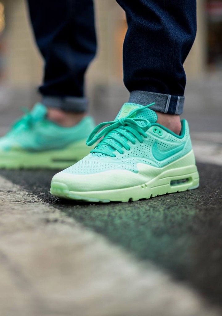 nike air max up green