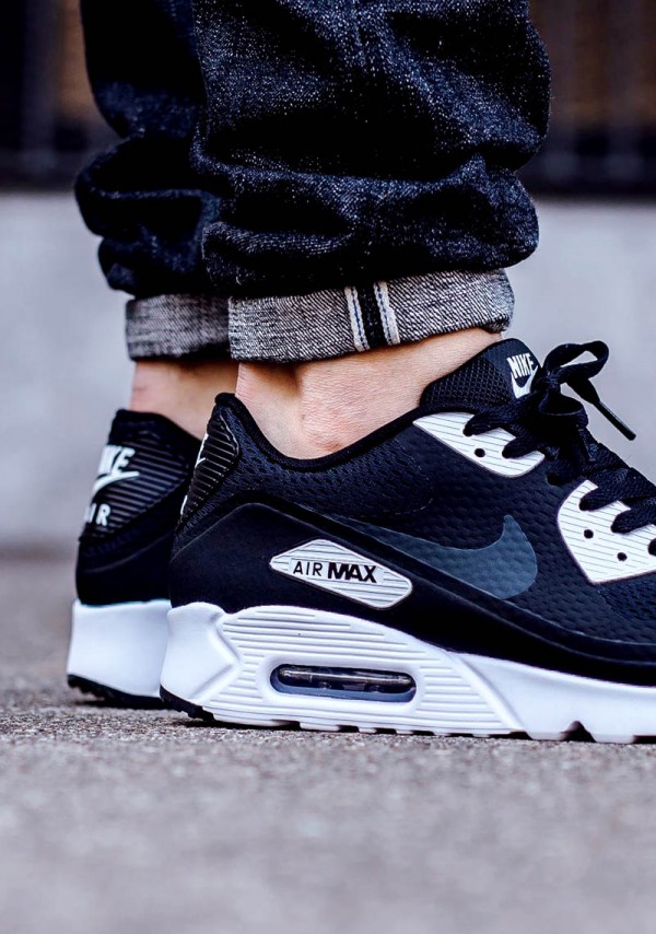 air max 90 ultra 2.0 flyknit black