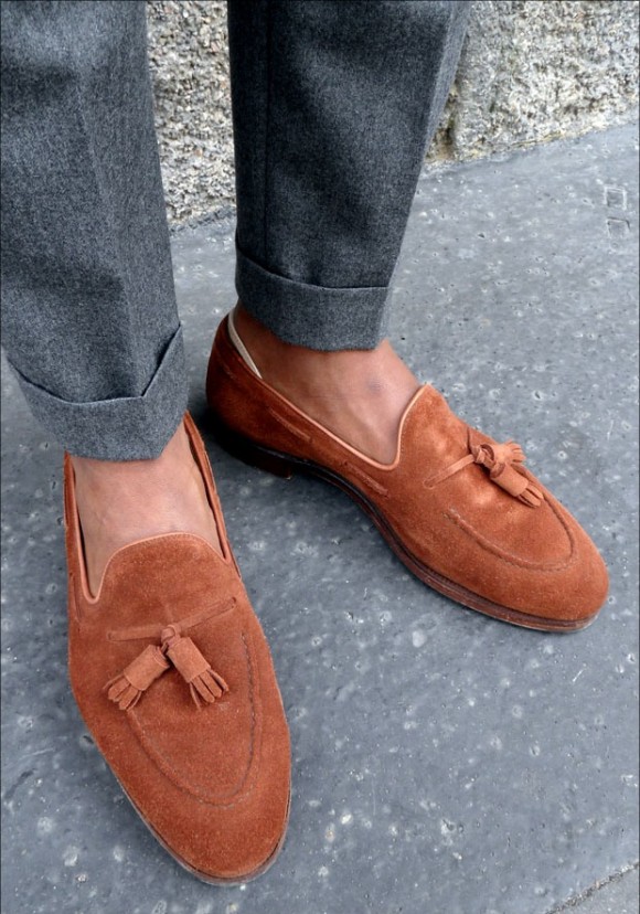 Full Grey Suit x Suede Tassel Loafers | SOLETOPIA