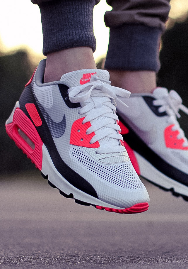 Nike Air Max 90 Infrared Air Time | SOLETOPIA