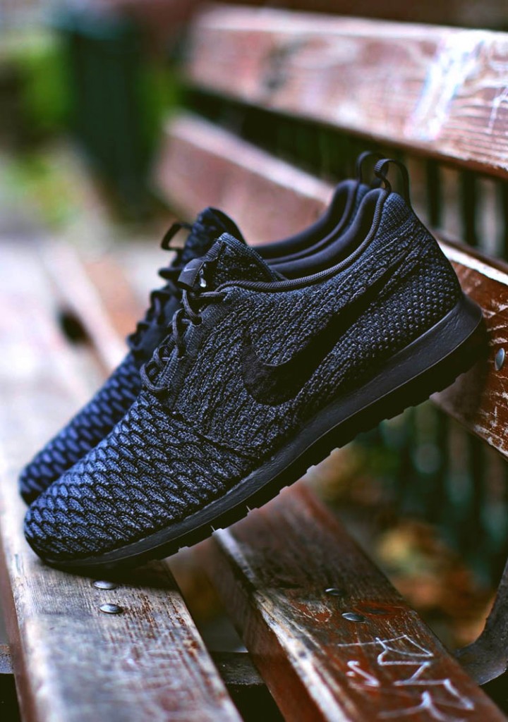 Nike Flyknit Roshe Run NM Black/Black | SOLETOPIA