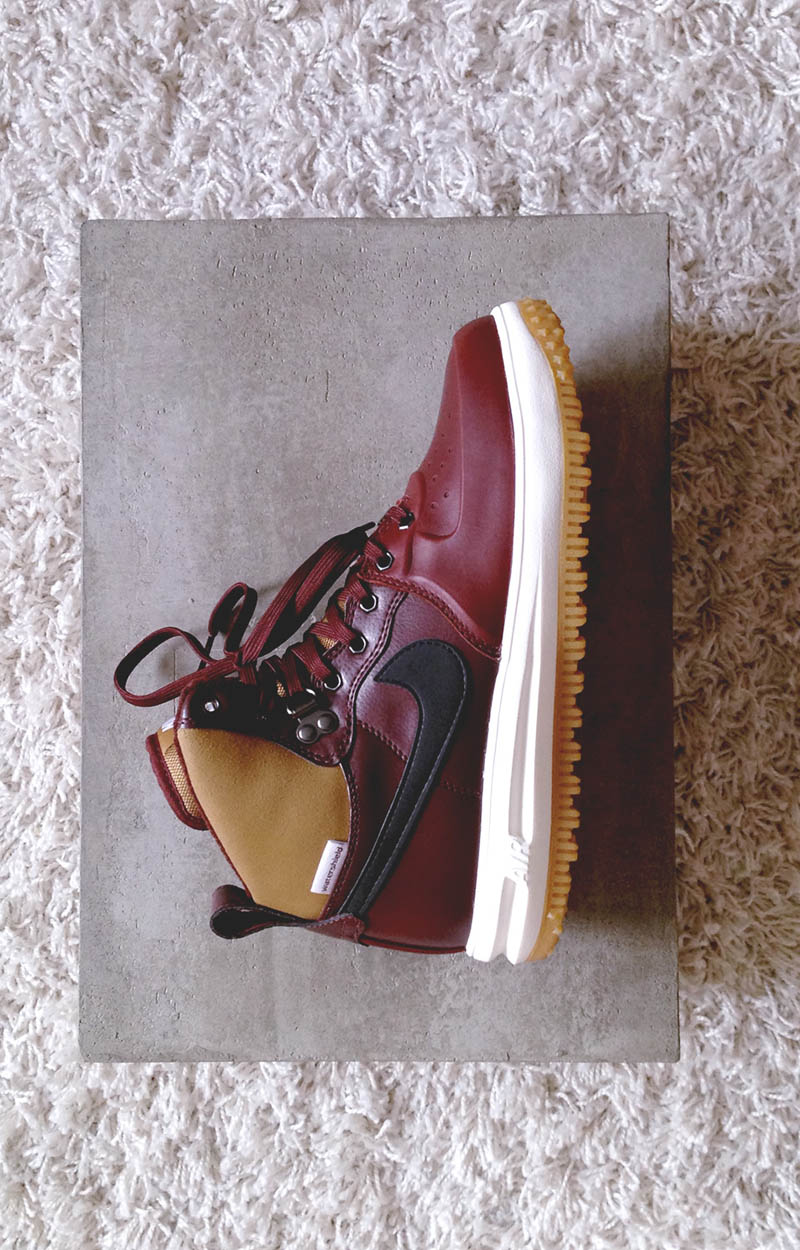 Nike Air Force 1 Sneakerboot Brick Carpet