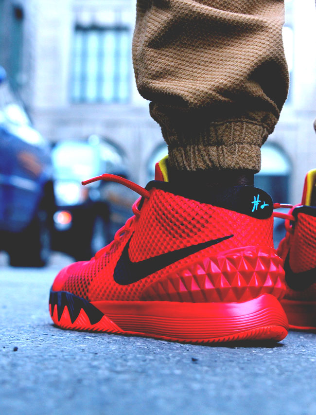 NIKE Kyrie 1