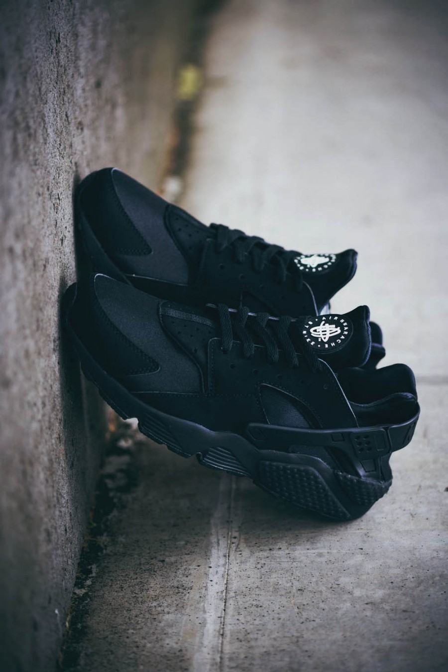 black leather huaraches