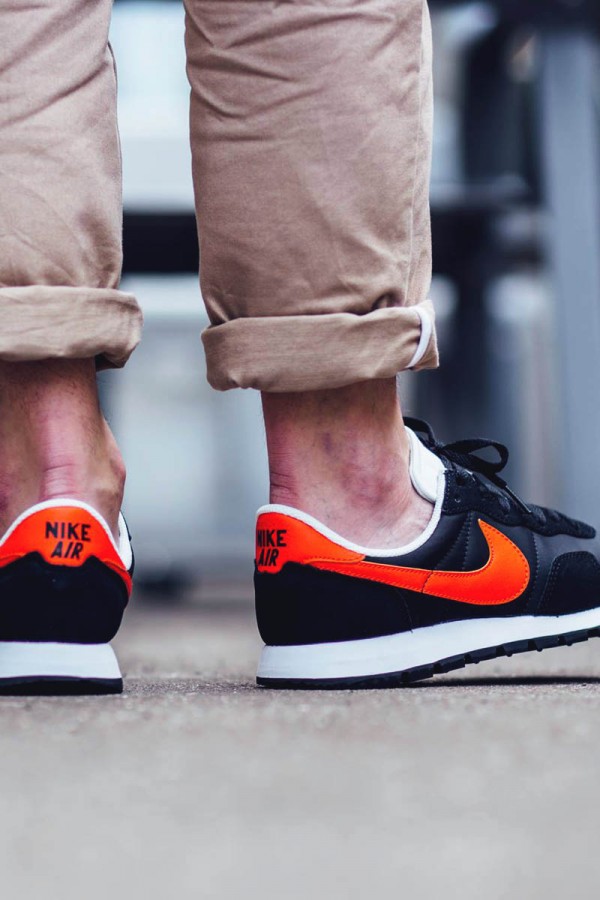 NIKE Air Pegasus '83 Black × Team Orange | SOLETOPIA